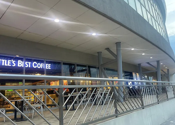 Cozy 1 Bedroom Retreat Walk To Moa *
